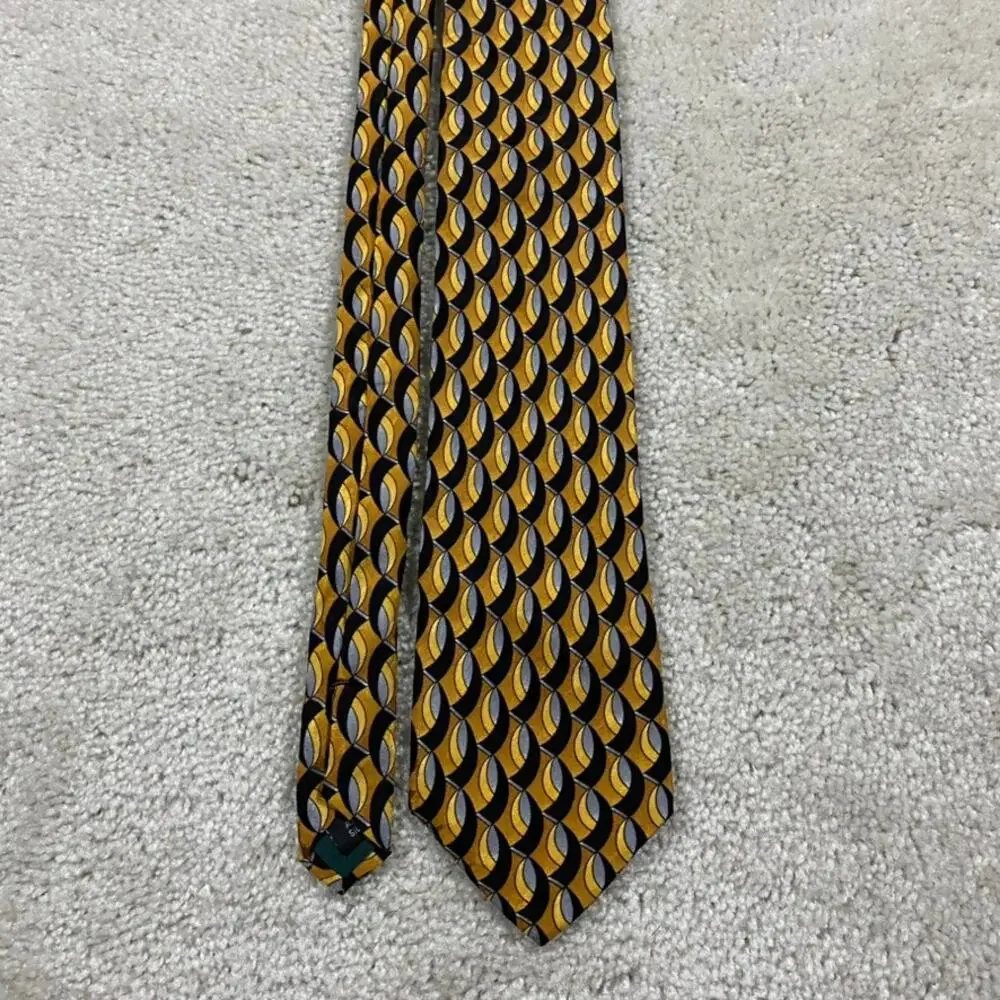 Tom James Tie Corporate Image Silk Handmade USA Necktie Absract Academia Prep